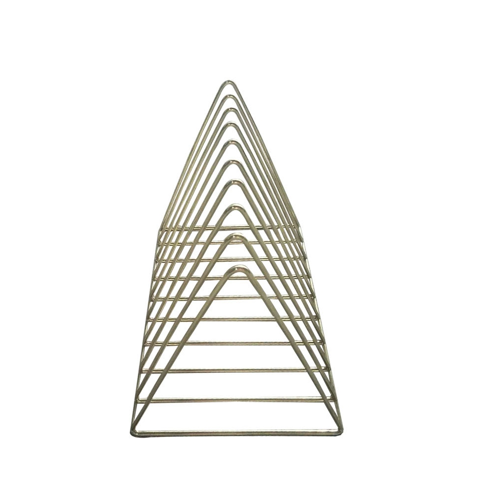 Triangle bookshelf 